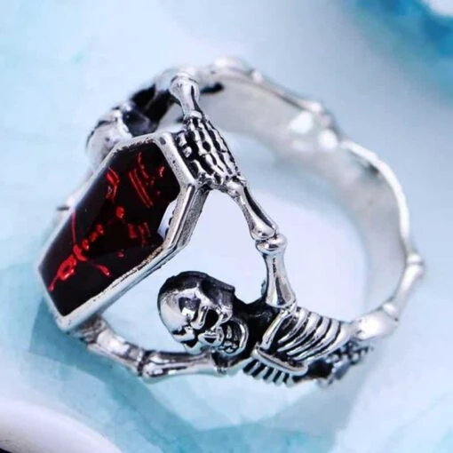 Bague Cercueil Avec Squelette - Image 2