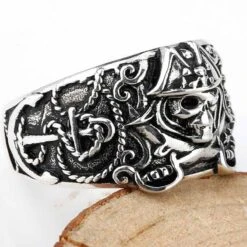 Bague Pirate Argent Du Capitaine -Pirate Costume Shop bague pirate argent 1