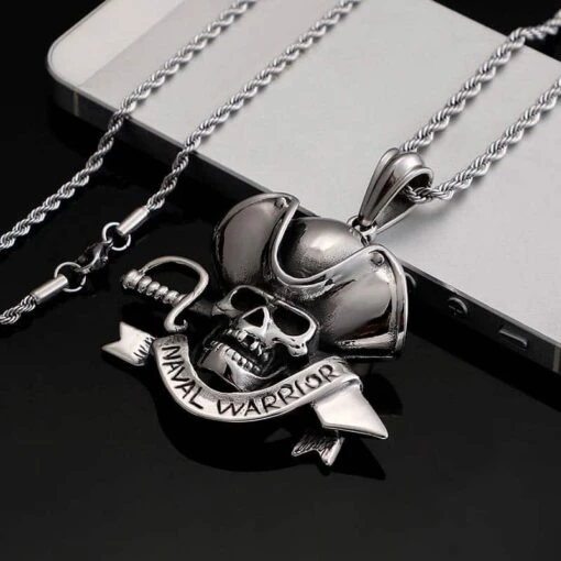 ▷ Collier Tête Pirate - Image 2