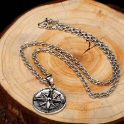 ▷ Collier Boussole Homme Pirate -Pirate Costume Shop collier homme pendentif boussole