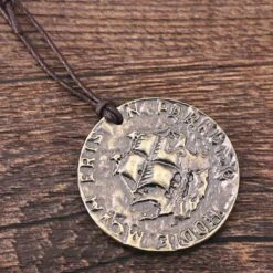 ▷ Collier Pièce Or Uncharted 4 -Pirate Costume Shop collier piece or uncharted 4 4